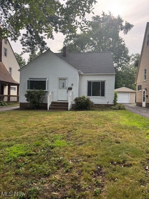 1305 Plainfield Rd, South Euclid, OH, 44121-2511 | Card Image