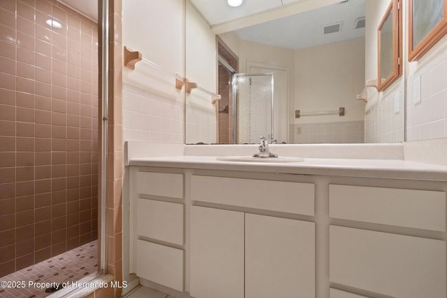7429 Heather Walk Dr, Townhouse with 2 bedrooms, 2 bathrooms and null parking in WEEKI WACHEE FL | Image 18