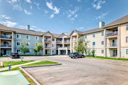 215-1000 Citadel Meadow Point Nw, Calgary, AB, T3G5N5 | Card Image