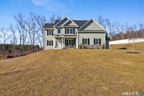 147 Winchester Dr, Southington, CT, 06489-2263 | Card Image