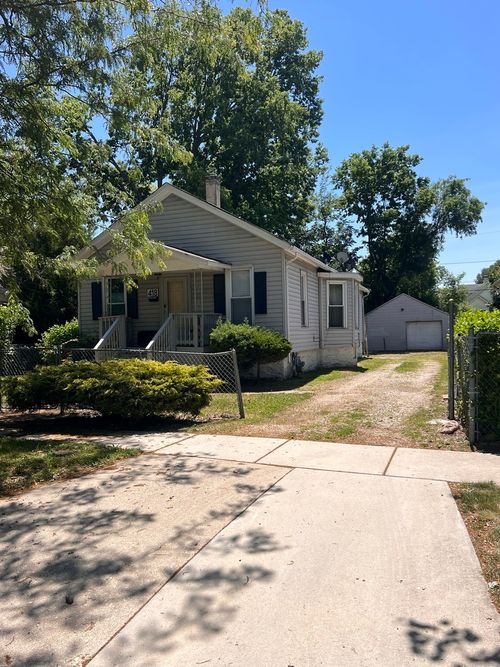 418 Irving St, Joliet, IL, 60432-1836 | Card Image