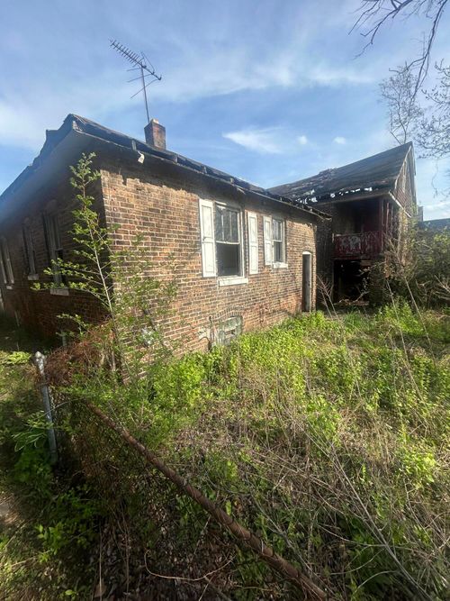 1168 Harrison St, Gary, IN, 46407-1111 | Card Image