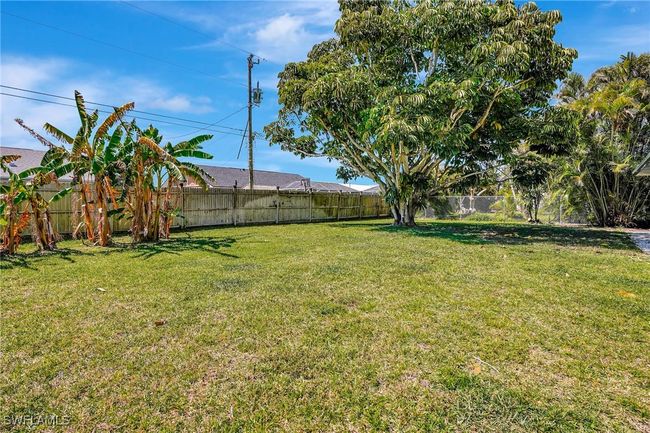 210 Ne 10 Th Ave, House other with 3 bedrooms, 2 bathrooms and null parking in Cape Coral FL | Image 27