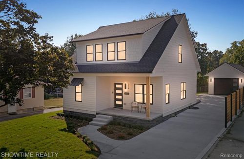 334 Romeo Rd, Rochester, MI, 48307-1560 | Card Image