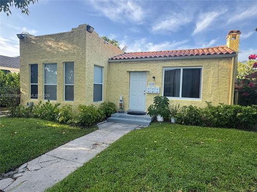618 30th St, West Palm Beach, FL, 33407-5169 | Card Image