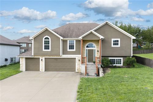 11409 Kimball Ave, Kansas City, KS, 66109-4442 | Card Image