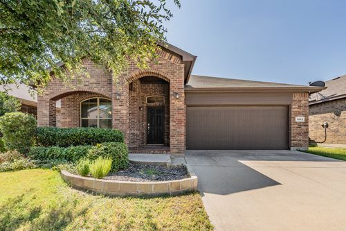 1812 Potrillo Ln, Fort Worth, TX, 76131-1446 | Card Image