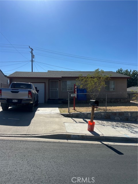 Lillian Dr, Barstow, CA 92311