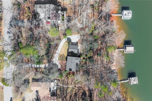 1330 Lakeshore Cir, Gainesville, GA, 30501-1506 | Card Image