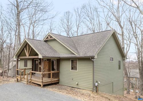 19 Rock Dove Ln, Wintergrn Rst, VA, 22967-8206 | Card Image