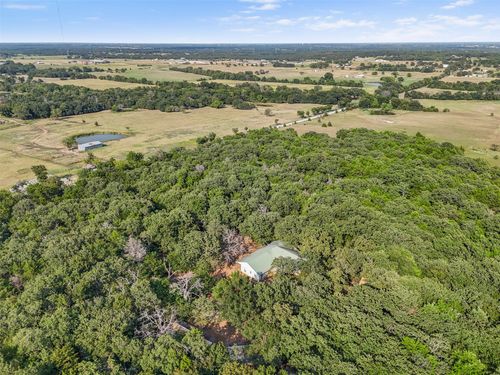 488 County Road 217, Collinsville, TX, 76233-2152 | Card Image