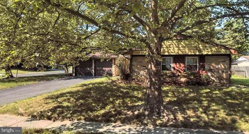 83 Eastbrook Lane, Willingboro, NJ, 08046 | Card Image