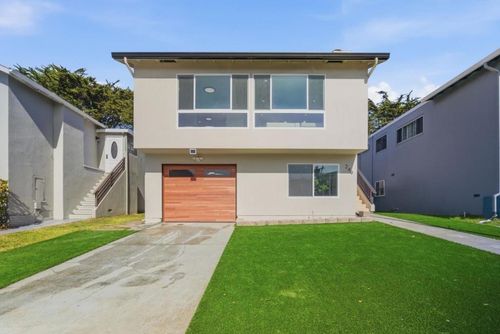 249 Gateway Dr, Pacifica, CA, 94044-1218 | Card Image