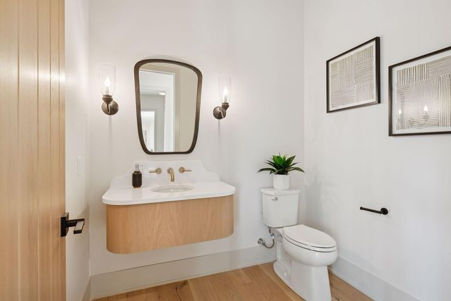 Main Level Powder Bath | Image 40