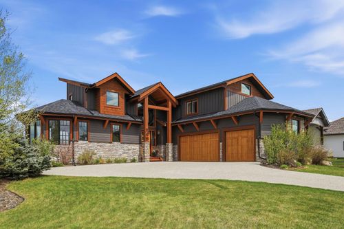 648 Montclair Pl, Cochrane, AB, T4C0A9 | Card Image