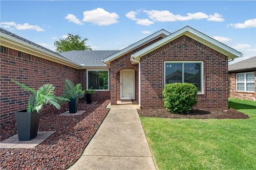 3906 Sw Carriageway Ave, Bentonville, AR, 72712-7531 | Card Image