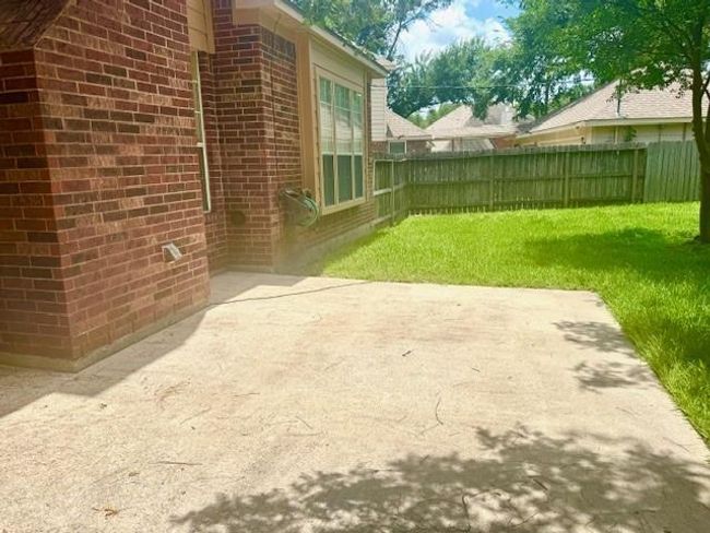 19126 S Rim Trl, House other with 4 bedrooms, 3 bathrooms and 2 parking in Spring TX | Image 26