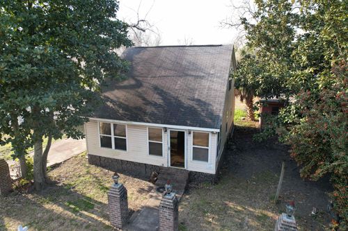 604 Henry St, Georgetown, SC, 29440-3451 | Card Image