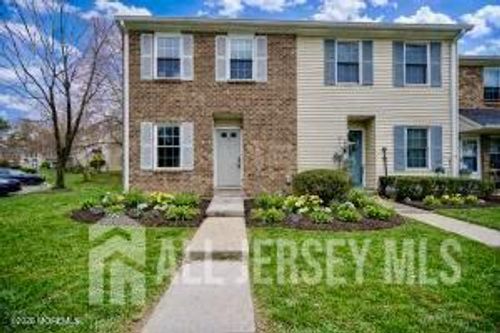 28 Morgan Pl, East Brunswick, NJ, 08816-5003 | Card Image