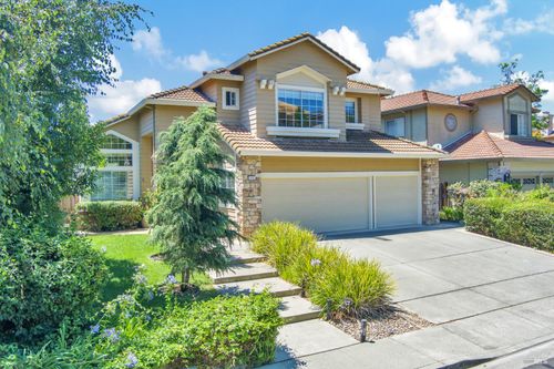 3161 Sonoma Valley Dr, Fairfield, CA, 94534-7515 | Card Image