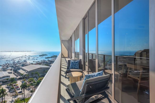 APT-1512 - 2655 S Bayshore Dr, Condo with 3 bedrooms, 4 bathrooms and null parking in Coconut Grove FL | Image 12