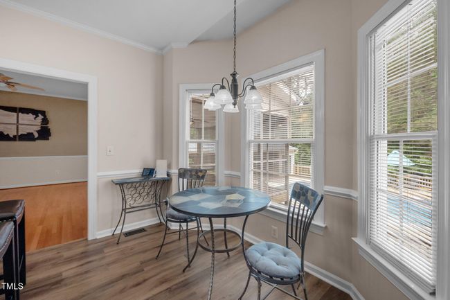 Breakfast nook | Image 19