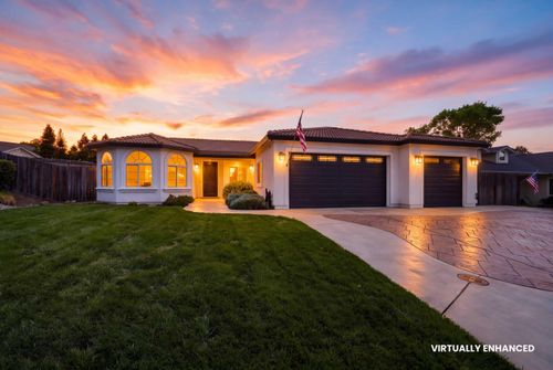 1421 Spinnaker Dr, Redding, CA, 96003-5312 | Card Image