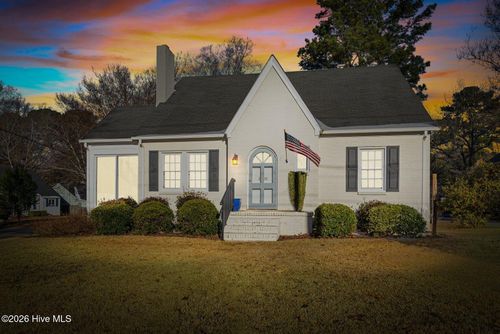 208 Clyde Ave Nw, Wilson, NC, 27893-2328 | Card Image