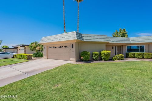 10634 W Hutton Dr, Sun City, AZ, 85351-1137 | Card Image