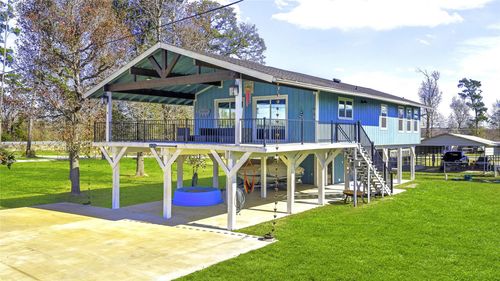 129 2nd Ave, Onalaska, TX, 77360-6898 | Card Image