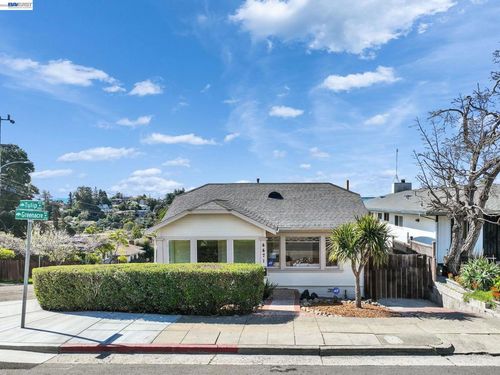 4471 Tulip Ave, Oakland, CA, 94619-2750 | Card Image