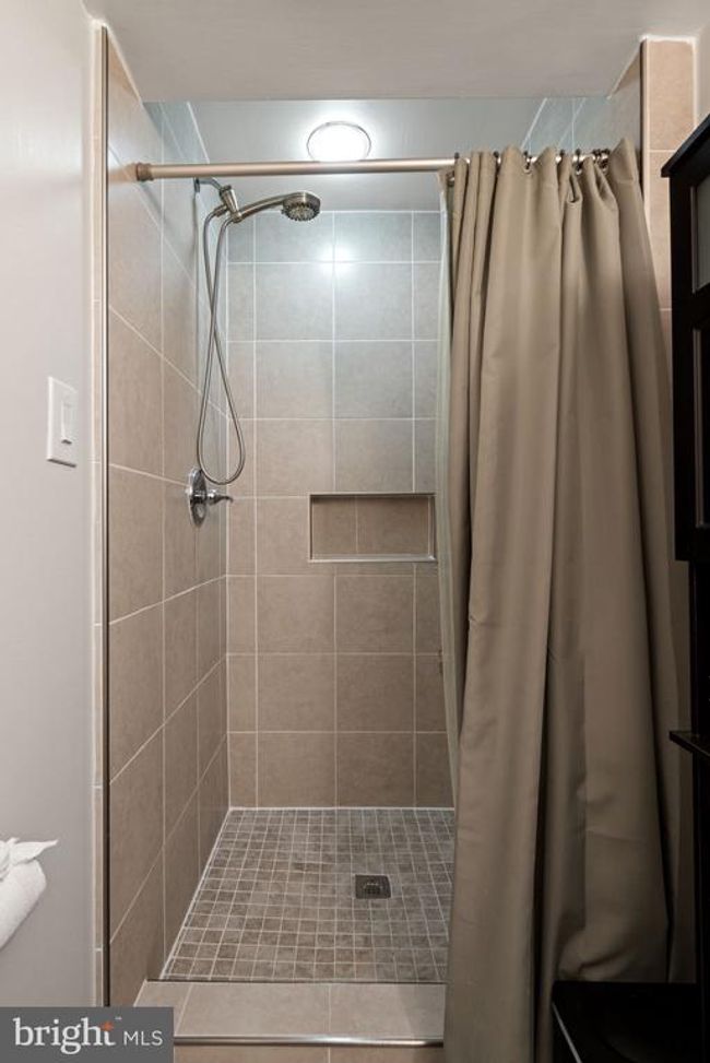 18906 White Oak Dr, House other with 4 bedrooms, 2 bathrooms and null parking in TRIANGLE VA | Image 31