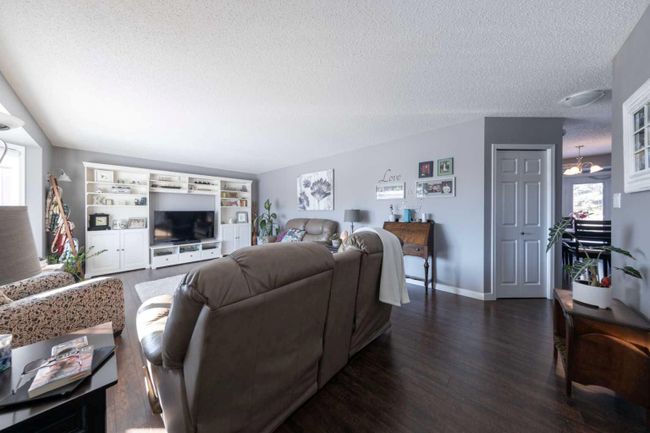 510 2 Street E, Home with 4 bedrooms, 3 bathrooms and 5 parking in Maidstone SK | Image 7