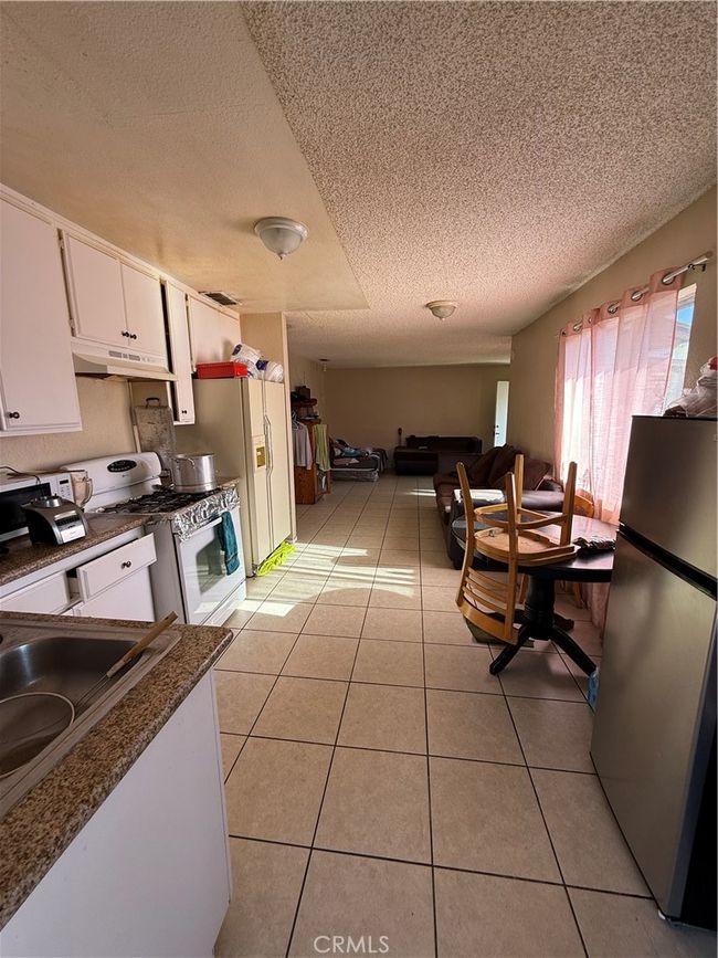 663 W 14th St, Home with 7 bedrooms, 4 bathrooms and null parking in San Bernardino CA | Image 29