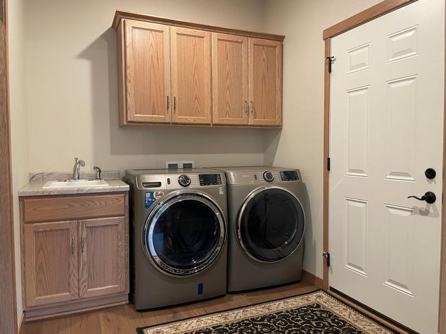 Main Floor Laundry in the Mudroom | Image 21