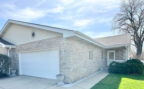 9748 Erie St, Highland, IN, 46322-1934 | Card Image