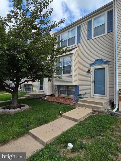 228 Oak Leaf Way, HALETHORPE, MD, 21227-1741 | Card Image