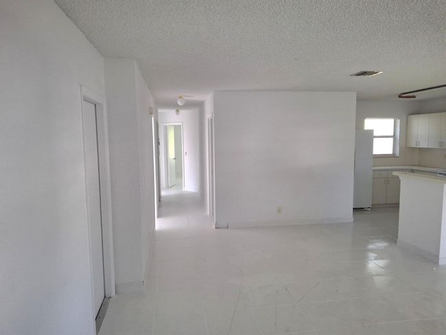 701 Nw 15 Th Ct, House other with 4 bedrooms, 2 bathrooms and null parking in Pompano Beach FL | Image 7