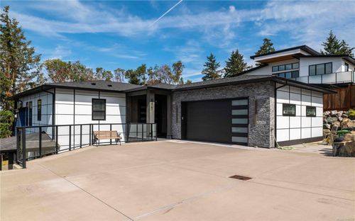 6217 Highwood Dr, Duncan, BC, V9L0H5 | Card Image