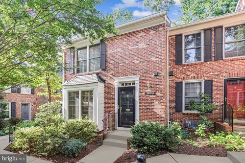 unit-a-2518 S Walter Reed Dr, ARLINGTON, VA, 22206-4098 | Card Image