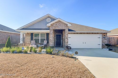 18533 Water Oak Way, Biloxi, MS, 39532-4567 | Card Image