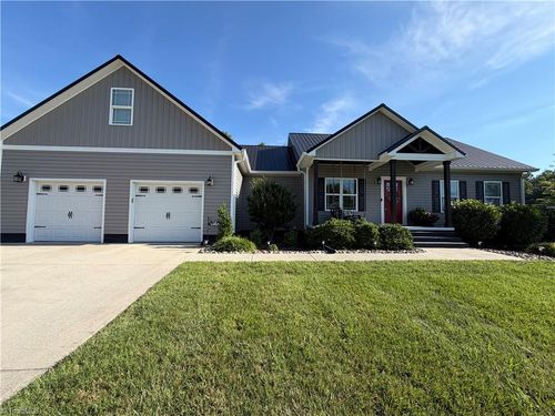 6861 Country Meadows Ln, Trinity, NC, 27370-7831 | Card Image