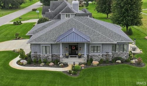 2835 E Prestwick Road, Winona Lake, IN, 46590-6243 | Card Image