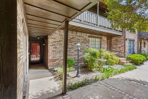 b110-6 E 22nd St, Tulsa, OK, 74114-1136 | Card Image
