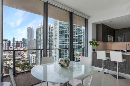 apt-2412-68 Se 6th St, Miami, FL, 33131-3491 | Card Image
