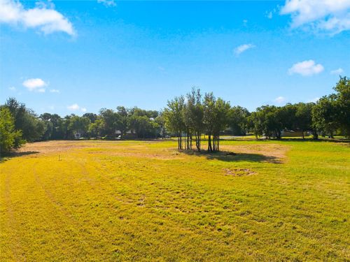 305 N Avenue Q, Clifton, TX, 76634-1235 | Card Image