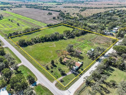 1387 Se Bluestem Rd, El Dorado, KS, 67042-8809 | Card Image