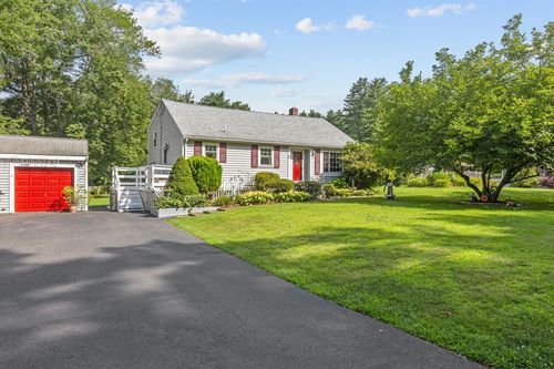 1668 Central St, East Bridgewater, MA, 02333-1649 | Card Image