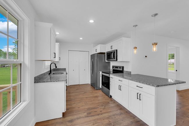 286 Wilhite St, House other with 3 bedrooms, 2 bathrooms and null parking in Doyle TN | Image 5