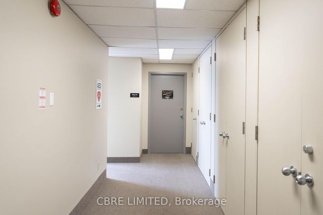 292 King St W, Home with 0 bedrooms, 0 bathrooms and null parking in Oshawa ON | Image 6
